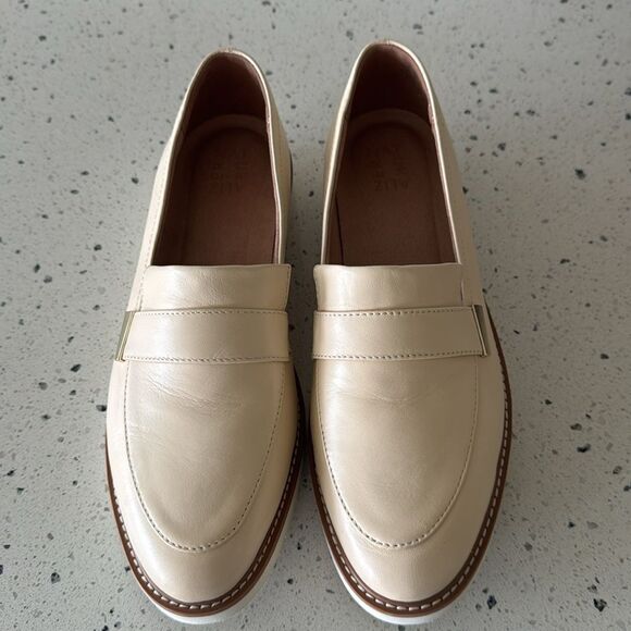 Naturalizer Adiline Women's 11W Slip-On Platform Loafers Vanilla Cream Leather - Picture 2 of 13